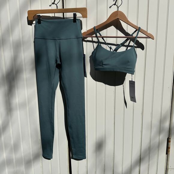 Alo Yoga Airlift Intrigue Bra High-Waist Airlift Leggings Teal Agate Small NWT - Picture 3 of 16